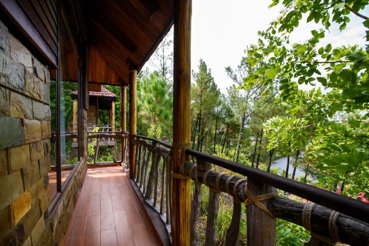 Sankofa Village Hill Resort&Spa Hue Exteriör bild