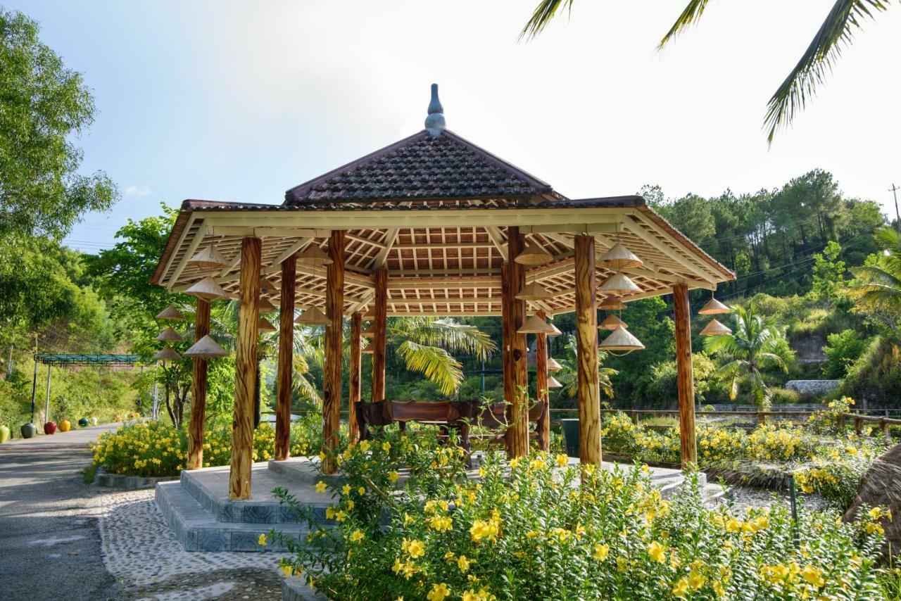 Sankofa Village Hill Resort&Spa Hue Exteriör bild