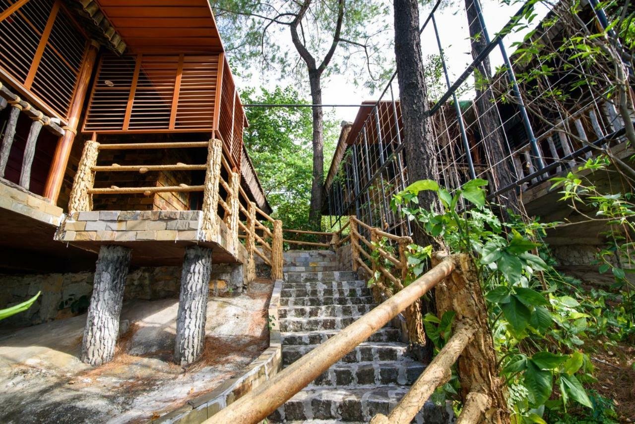 Sankofa Village Hill Resort&Spa Hue Exteriör bild